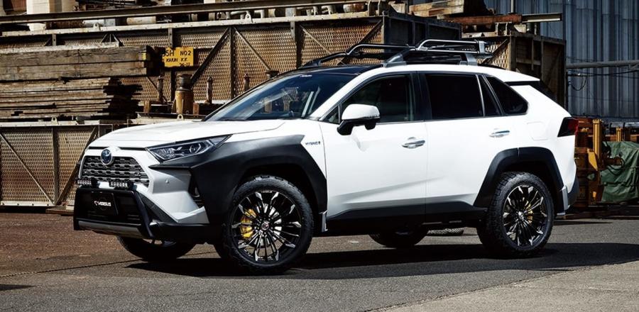  Toyota RAV4 Hybrid by Versus 2020 года  (фото 4 из 12)